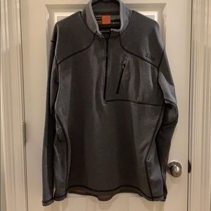 Men’s 5.11 zip up jacket